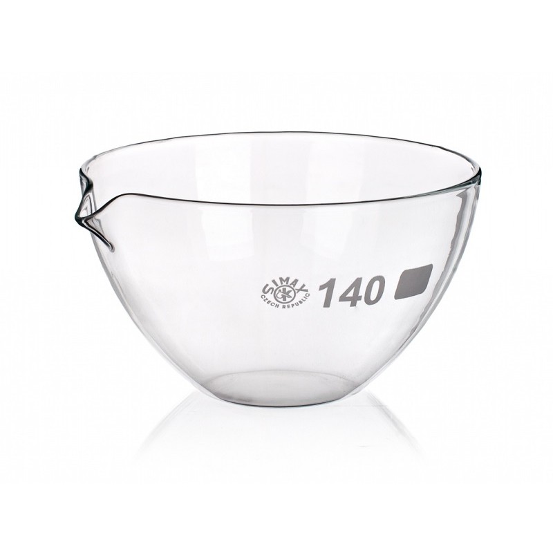 Evaporating dish 90 ml borosilicate glass 3.3 spout flat bottom